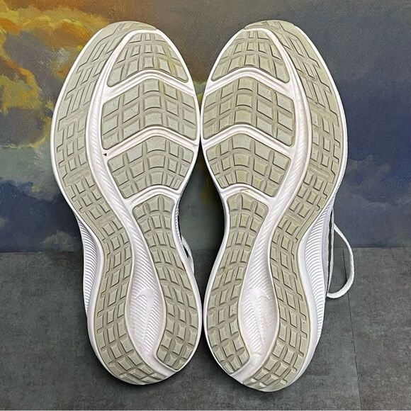 Nike Downshifter 10 CI9984-100 Women's White/Metallic Silver Running Shoe Size 7 - Picture 16 of 16